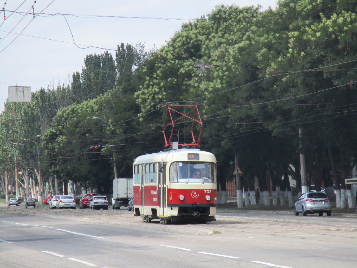 Мариуполь. Tatra T3SUCS №703
