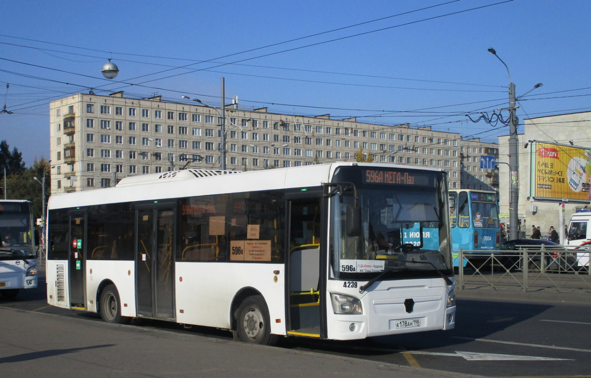 Санкт-Петербург. ЛиАЗ-4292.60 а178ан