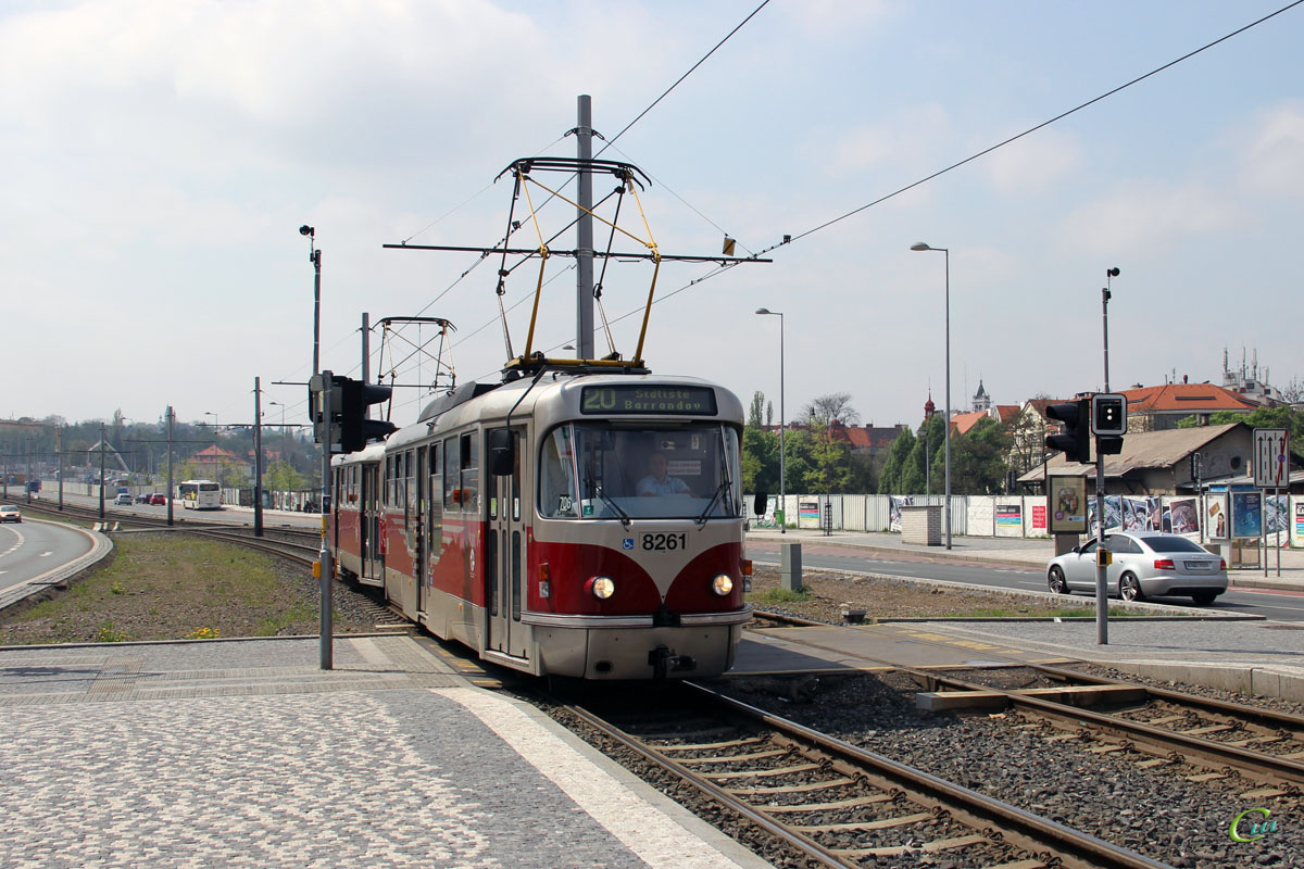 Прага. Tatra T3R.PLF №8261