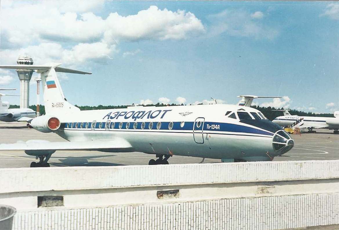 Санкт-Петербург. Самолет ТУ-134А-3 RA-65885 авиакомпании Аэрофлот