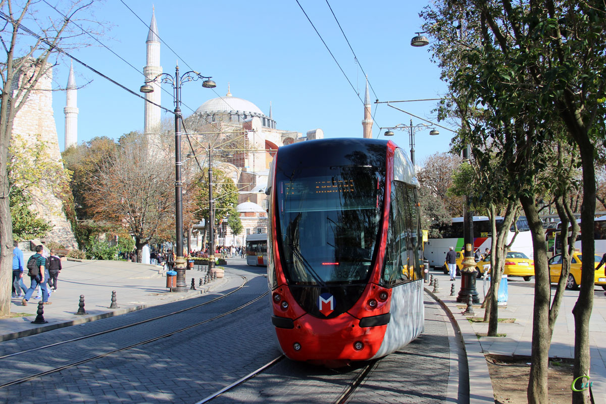 Стамбул. Alstom Citadis 301 №832