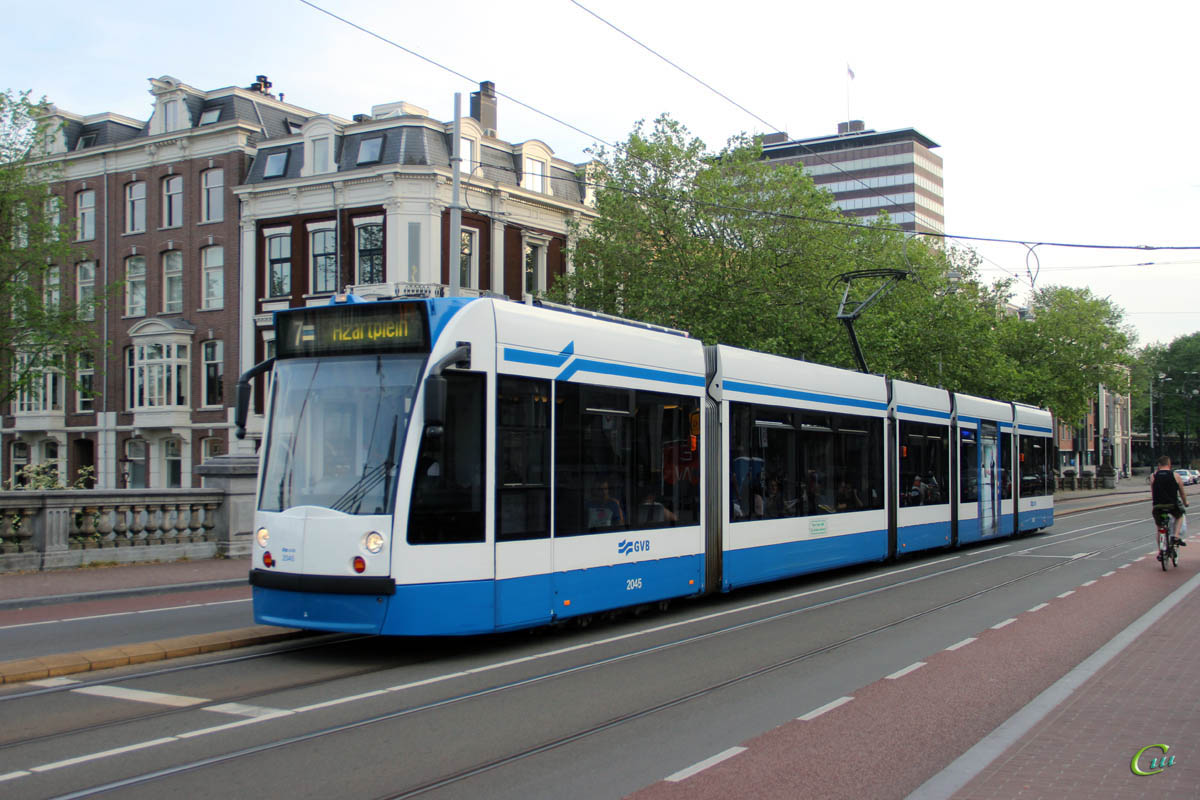 Амстердам. Siemens Combino №2045