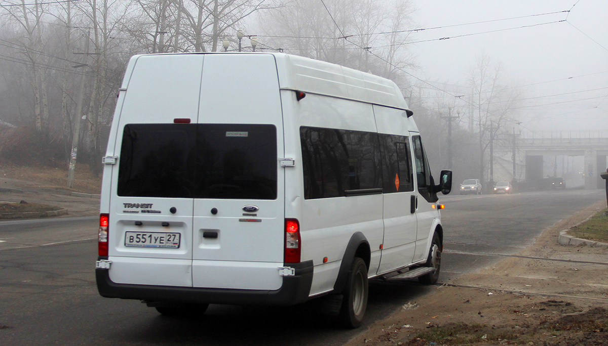 Хабаровск. Нижегородец-2227 (Ford Transit) в551уе