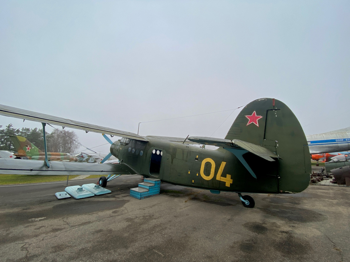 Минск. Самолёт Ан-2, музейный