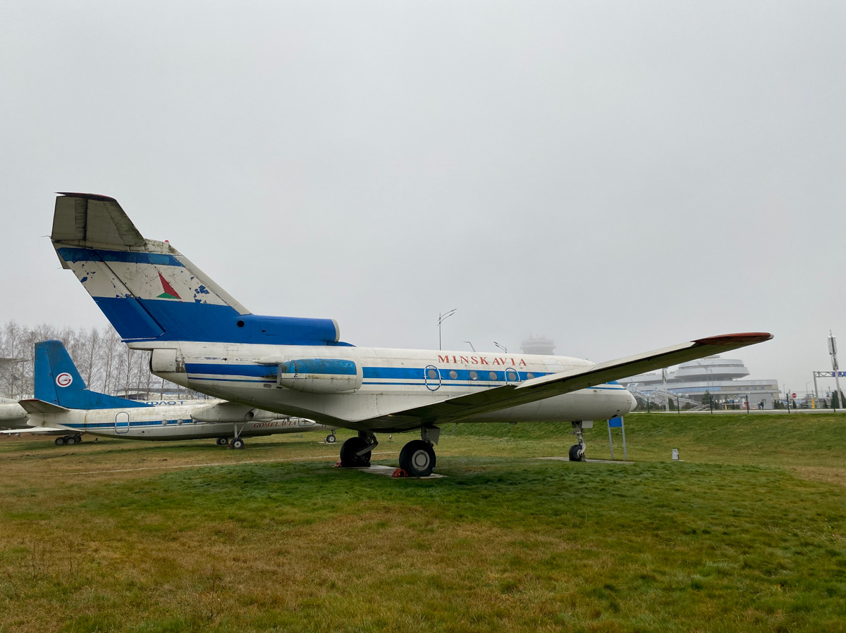 Минск. Самолёт Як-40 EW-88202 а/к Минскавиа, музейный