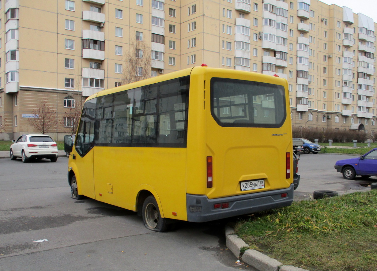 Санкт-Петербург. Нижегородец-GST431 (ГАЗель Next) х285ма