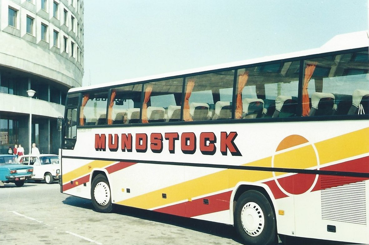 Санкт-Петербург. Неизвестный автобус Neoplan