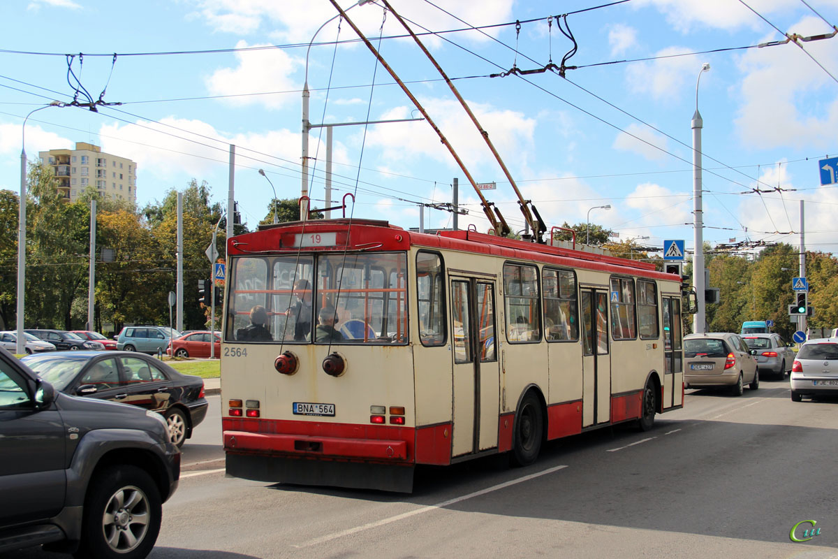 Вильнюс. Škoda 14Tr11/6 №2564
