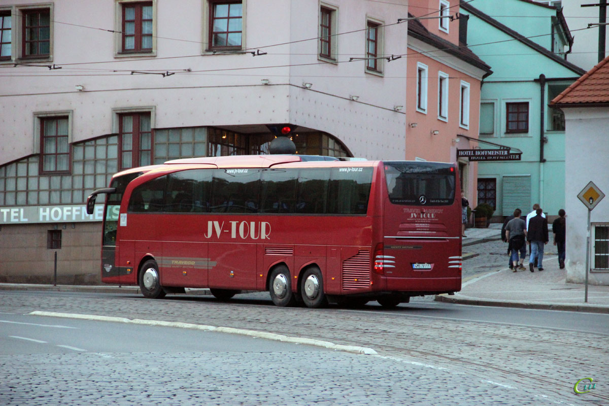 Прага. Mercedes-Benz O580 Travego 4M5 9111