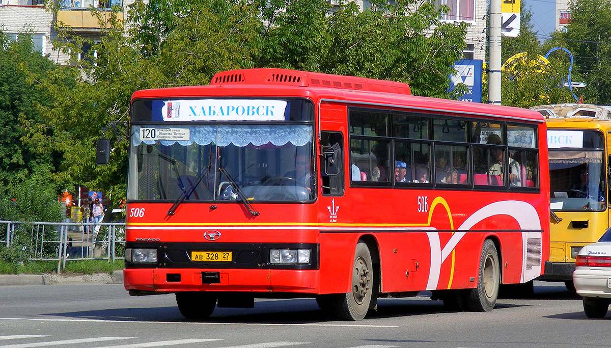 Хабаровск. Daewoo BS106 ав328