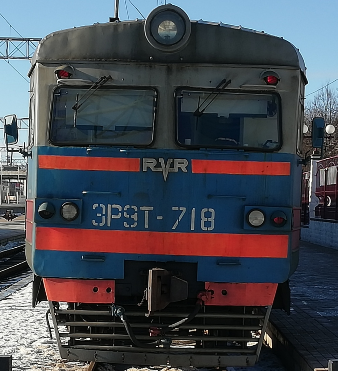 Минск. ЭР9Т-718