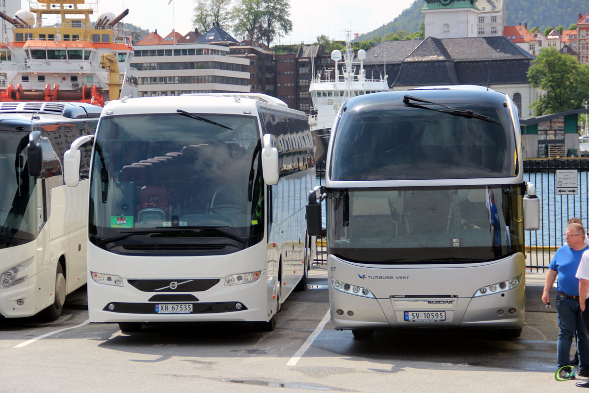 Берген. Neoplan N1217HDC Cityliner SV 10595, Volvo 9700 XR 67535