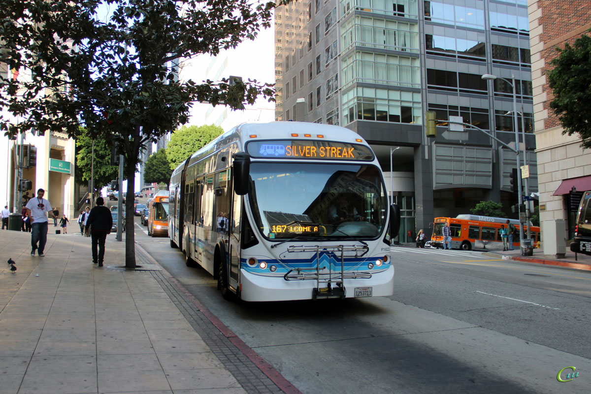Лос-Анджелес. NABI 60-BRT 1253713