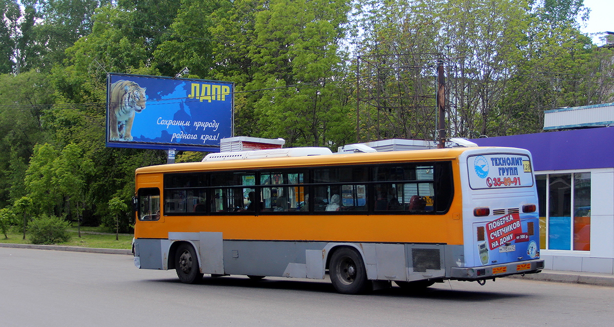 Хабаровск. Daewoo BS106 м795хн