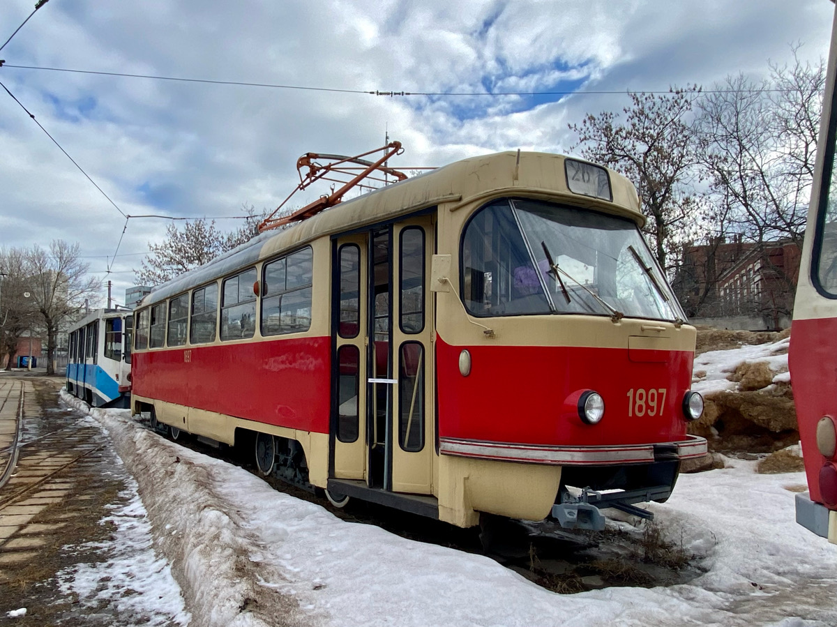 Москва. Tatra T3 (двухдверная) №1897