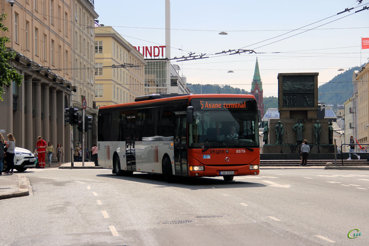 Берген. Irisbus Crossway LE 12.8M UA 31132