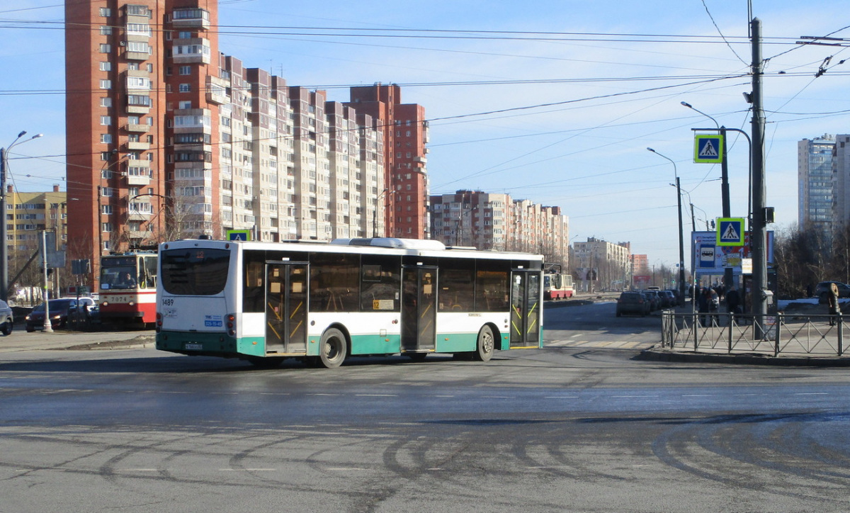 Санкт-Петербург. Volgabus-5270.00 к166хо
