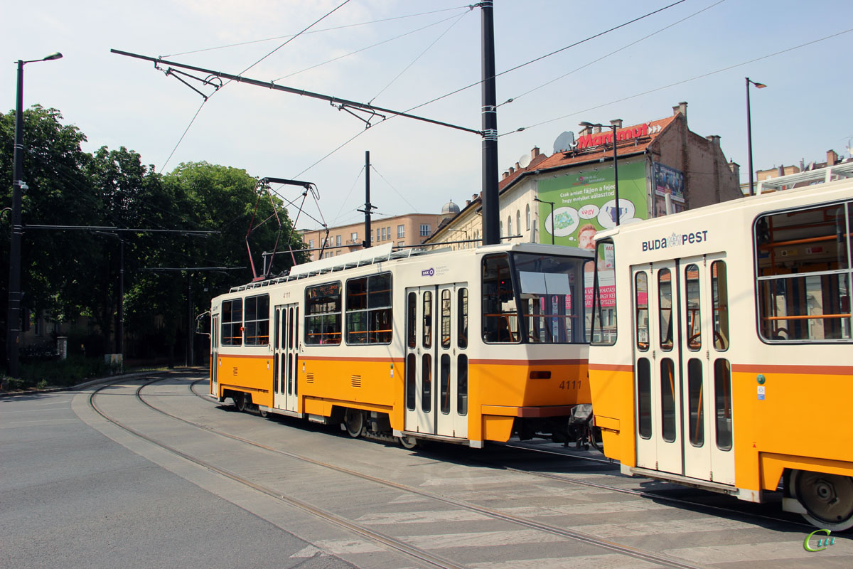 Будапешт. Tatra T5C5 №4235, Tatra T5C5 №4111