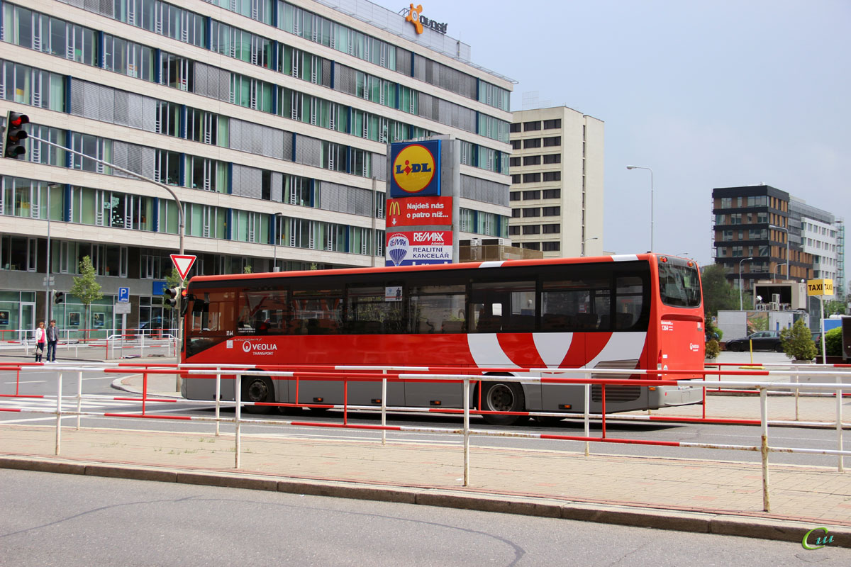Прага. Irisbus Crossway 12M 9A6 3369
