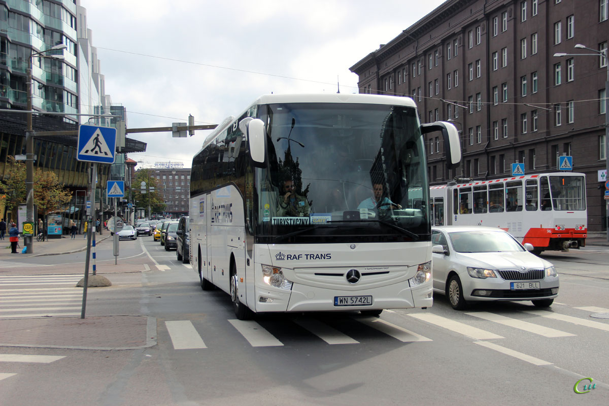 Таллин. Mercedes-Benz Tourismo WN 5742L