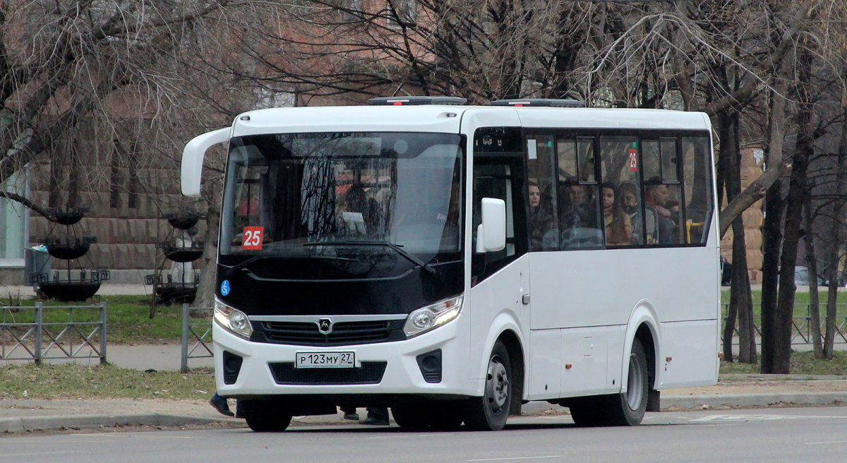 Комсомольск-на-Амуре. ПАЗ-320435-04 Vector Next р123му