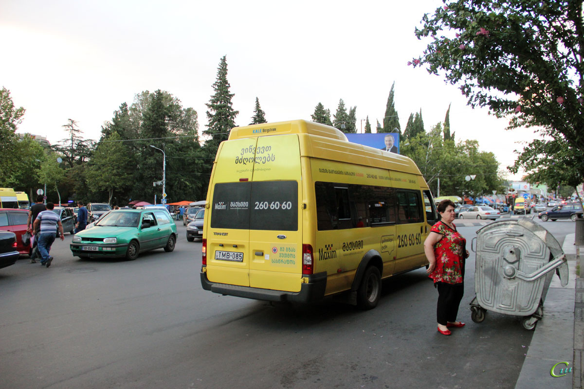 Тбилиси. Avestark (Ford Transit) TMB-085
