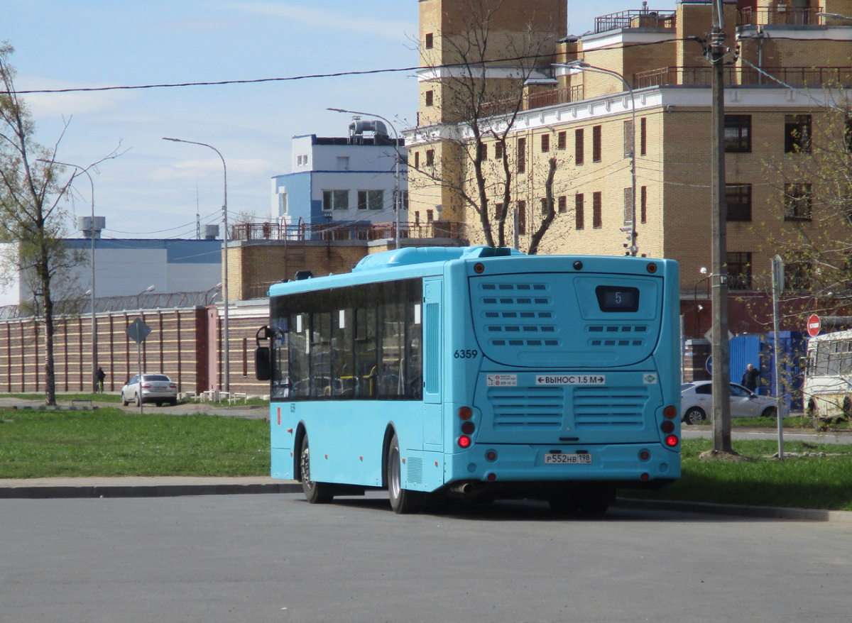 Санкт-Петербург. Volgabus-5270.G4 (LNG) р552нв