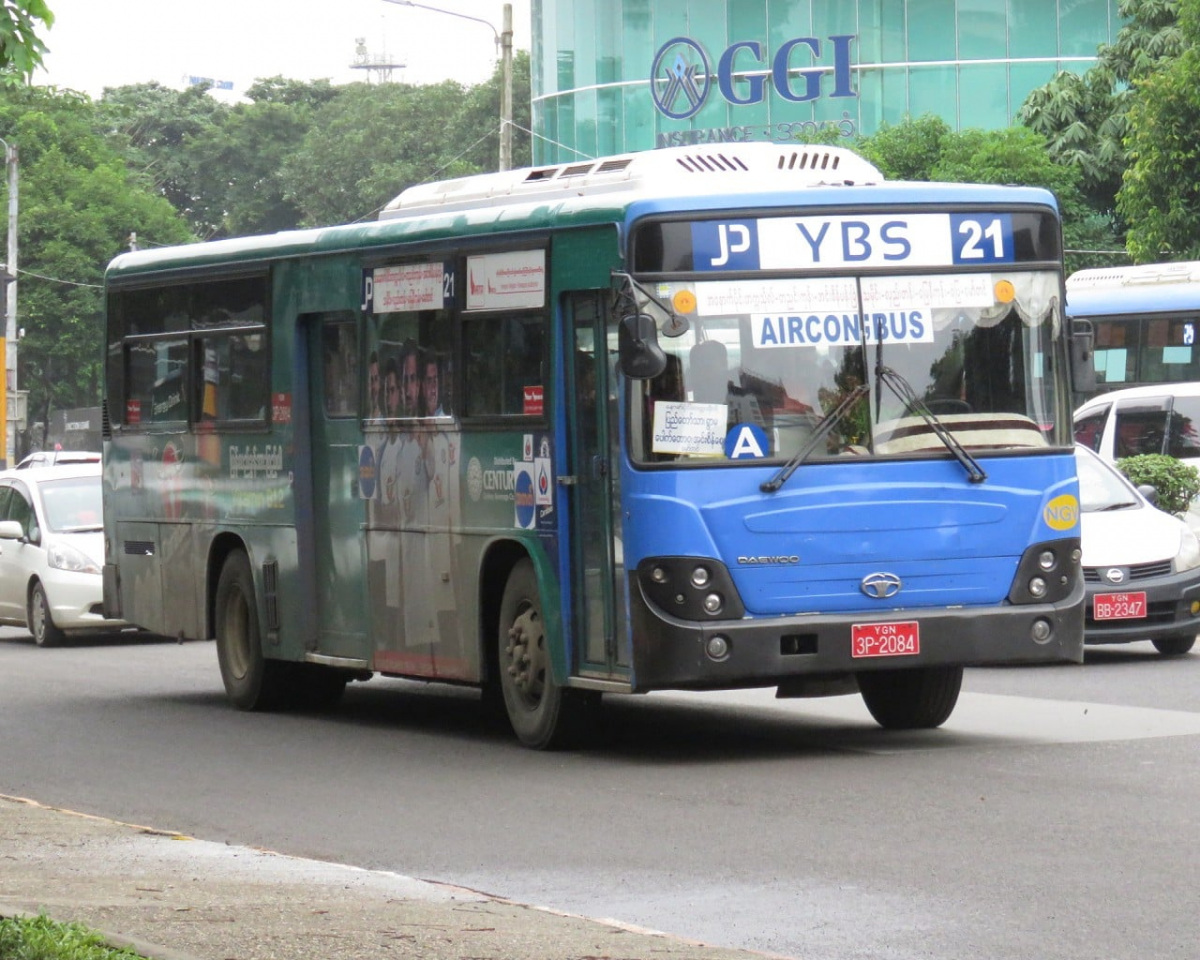 Янгон. Daewoo BS106 3P-2084