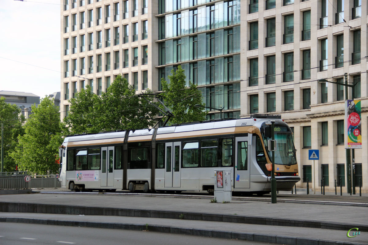 Брюссель. Bombardier T2000 №2002