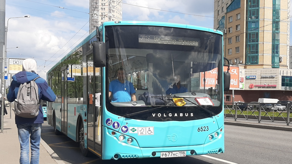 Санкт-Петербург. Volgabus-5270.G4 (LNG) р677нс