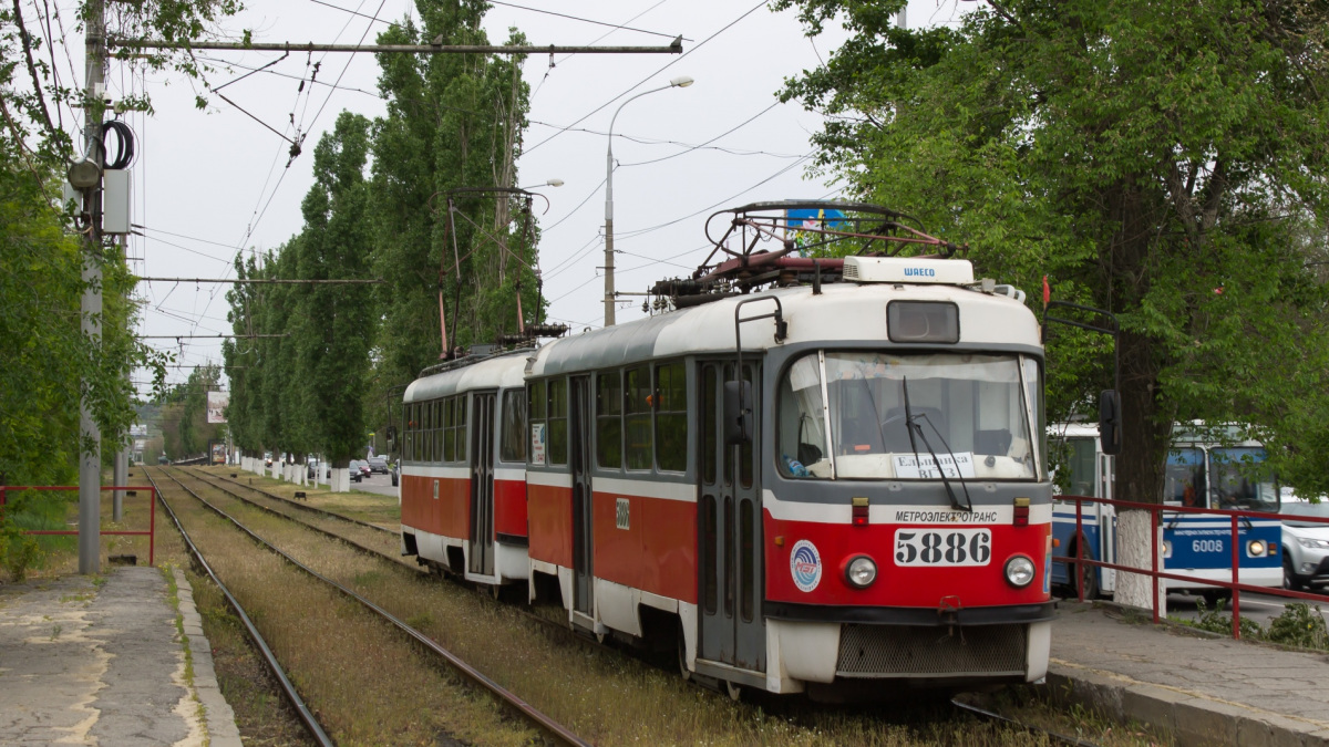 Волгоград. Tatra T3 (МТТА-2) №5886, Tatra T3 (МТТА-2) №5898