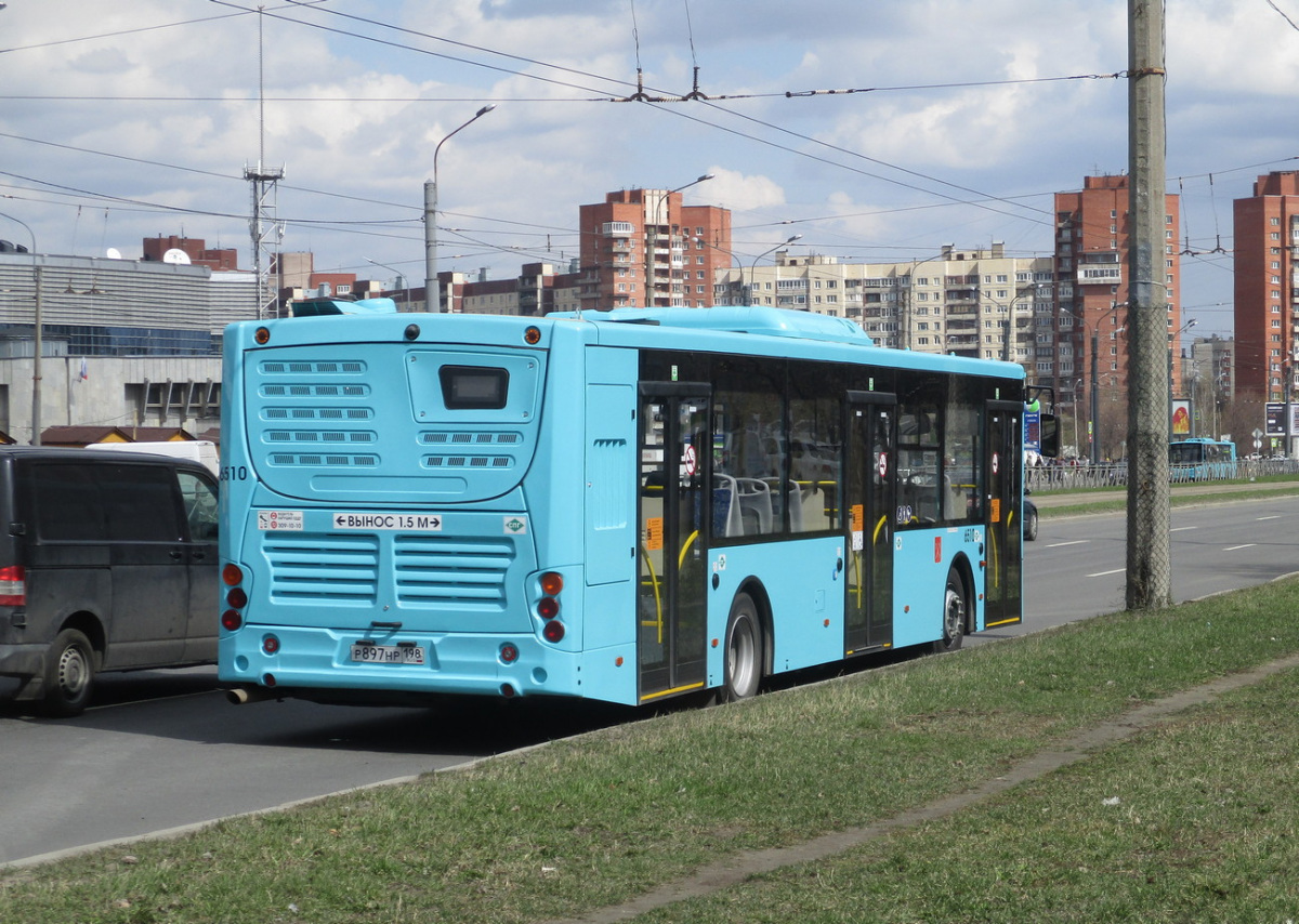 Санкт-Петербург. Volgabus-5270.G4 (LNG) р897нр