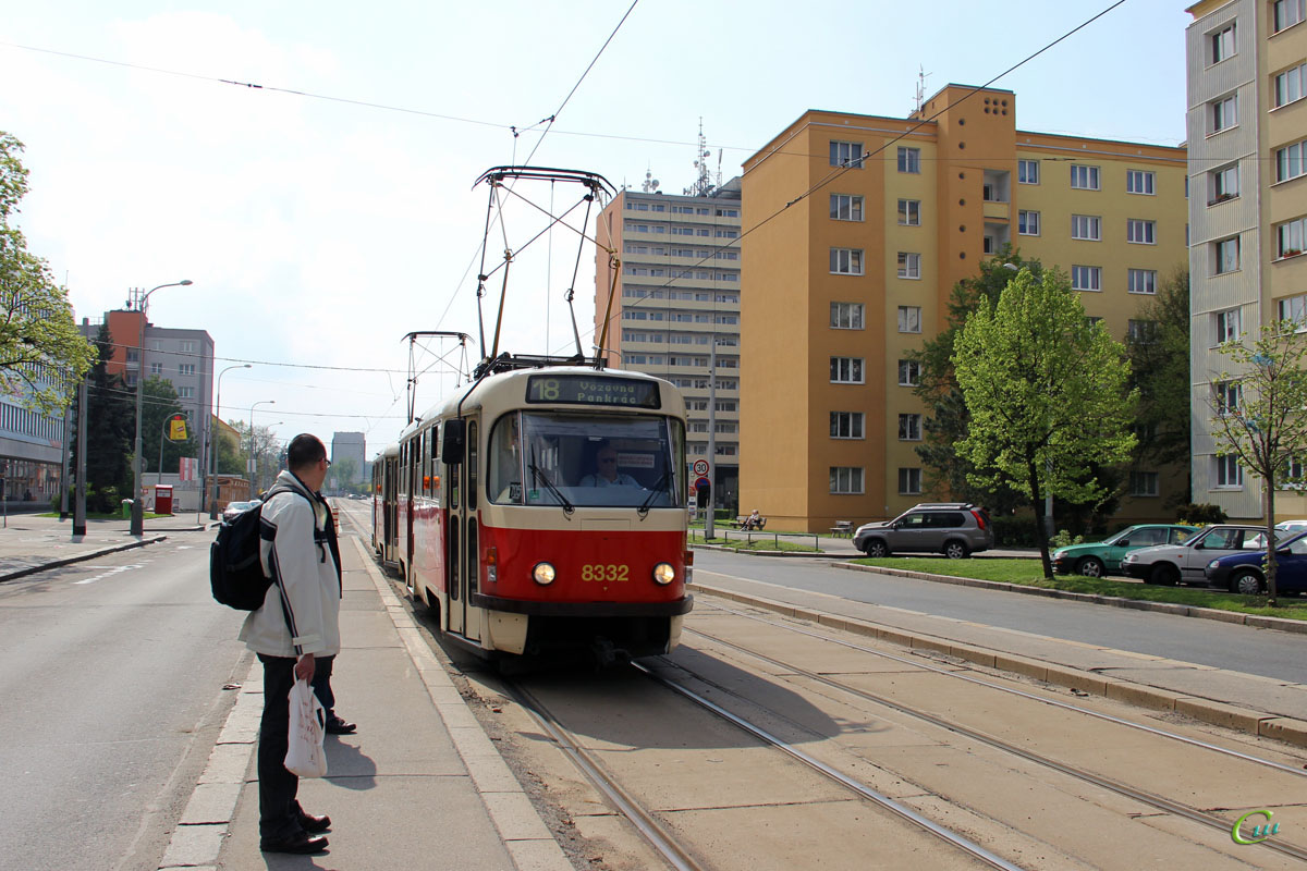 Прага. Tatra T3R.P №8332