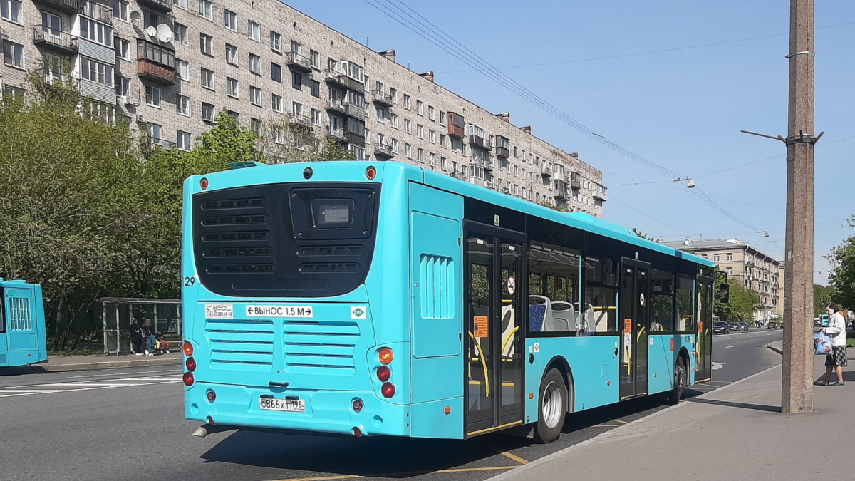 Санкт-Петербург. Volgabus-5270.G2 (LNG) о866хт