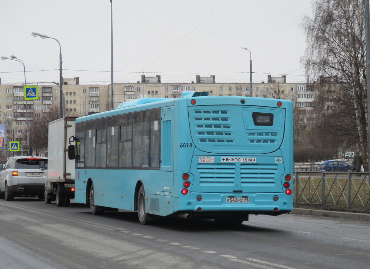 Санкт-Петербург. Volgabus-5270.G4 (LNG) р542нс
