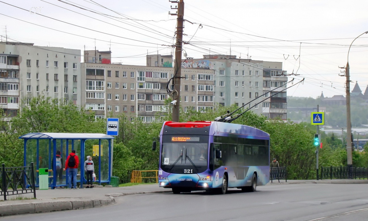 Остановки мурманск троллейбус. Троллейбусы Мурманск 2023. ВМЗ 52981 троллейбус. Г Мурманск троллейбусе 6 169. Старые автобусы.