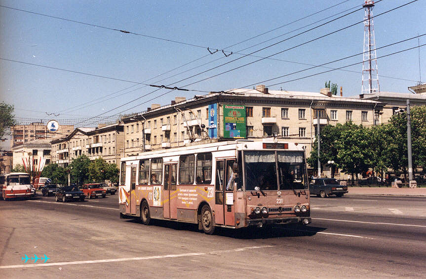 Луганск. Škoda 14Tr89/6 №231