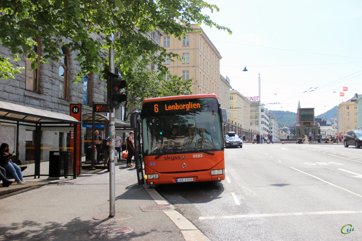 Берген. Irisbus Crossway LE 12.8M UA 31136