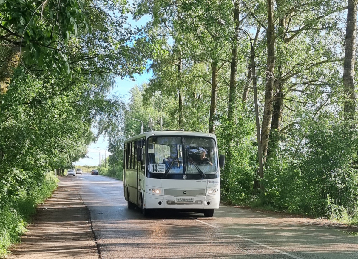 Автобусы вышнего волочка. Автобус ПАЗ 320412-04. Пазик маршрут. Автобус 15. Троллейбус ЛИАЗ 5256.