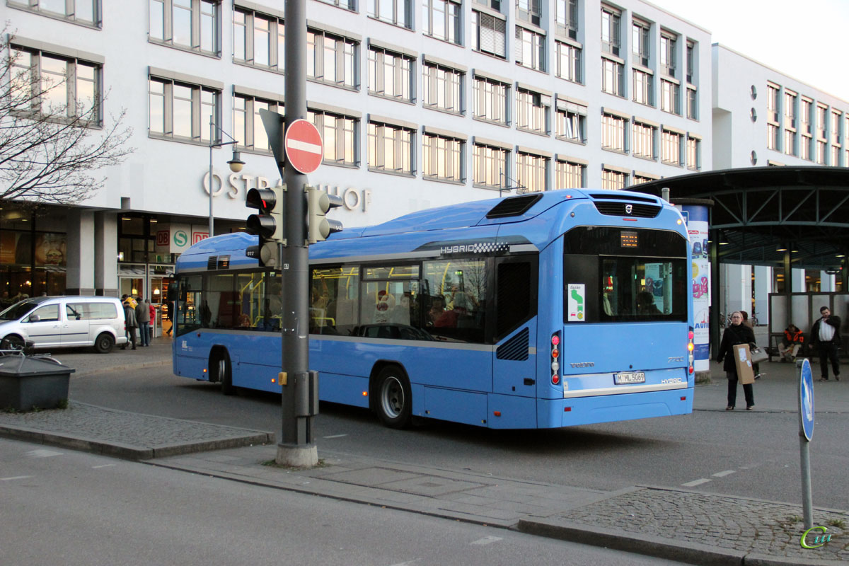 Мюнхен. Volvo 7700 Hybrid M-ML 5069