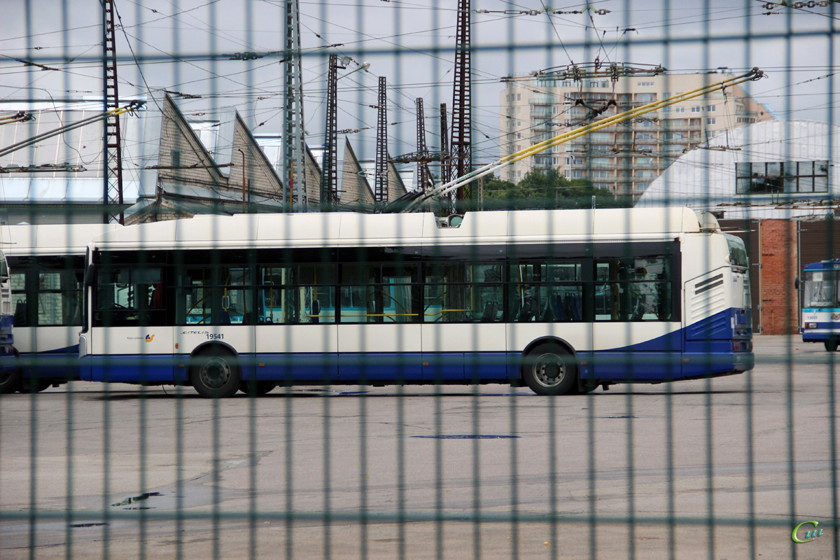 Рига. Škoda 24Tr Irisbus Citelis №19541