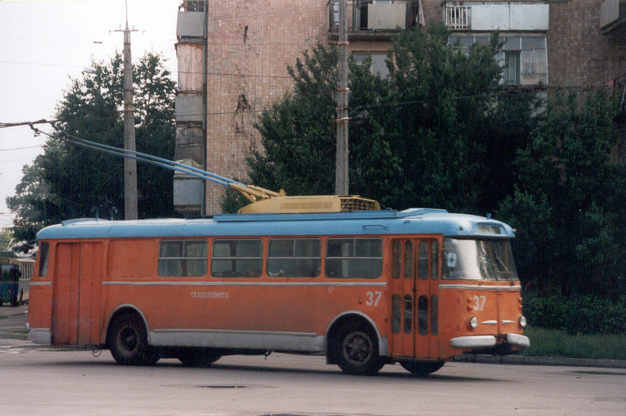 Луцк. Škoda 9Tr18 №37