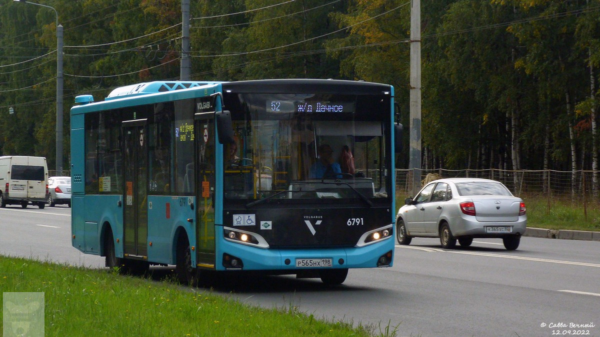 Санкт-Петербург. Volgabus-4298.G4 (LNG) р565нх