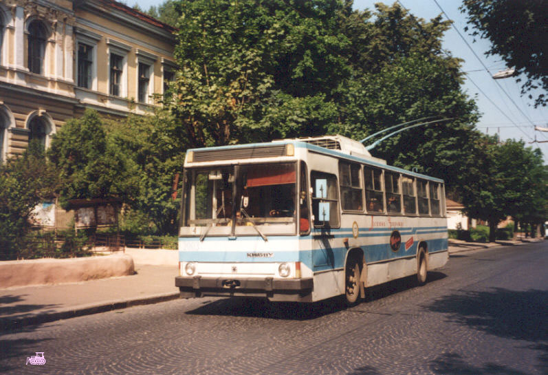 Черновцы. Киев-11у №2003