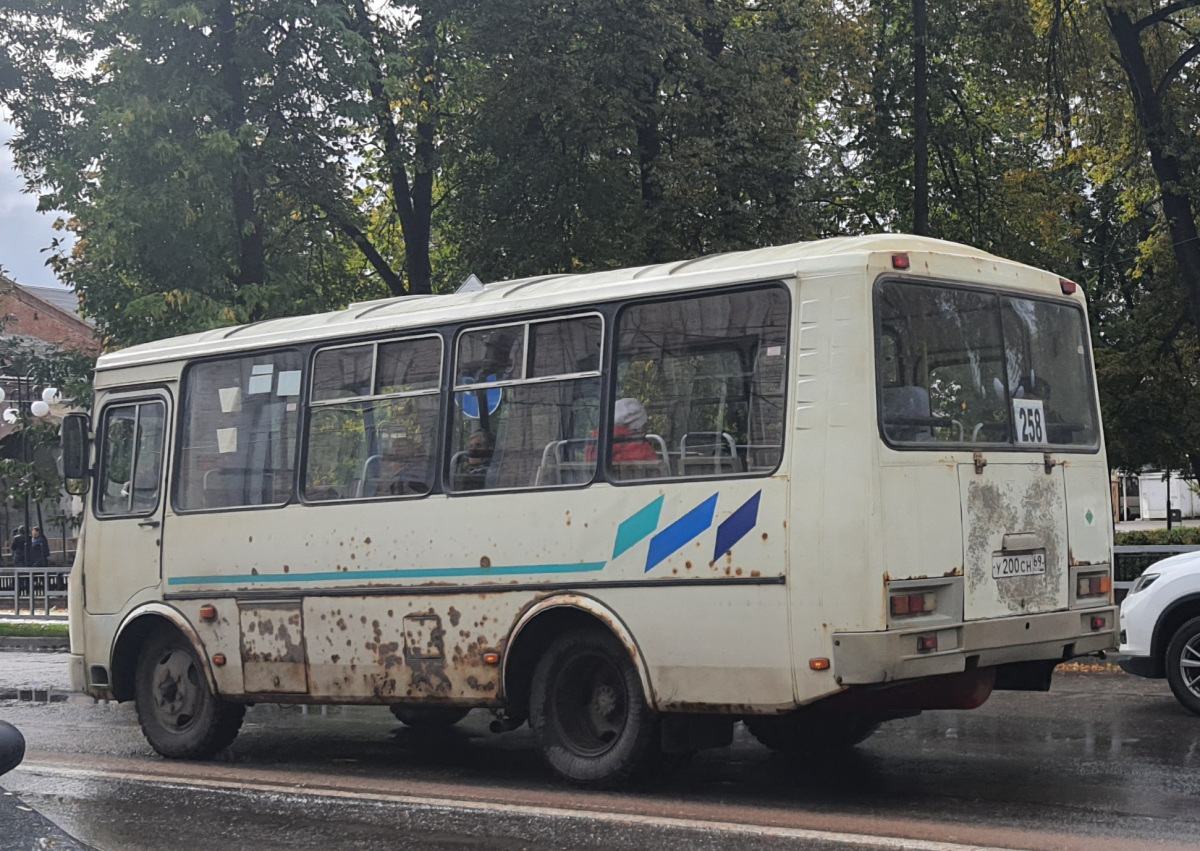 Маршрут 258. Пазик автобус. Пазик декали маршрут автобуса. Вышний Волочек 2009 года. Стекляшка Вышний Волочек.