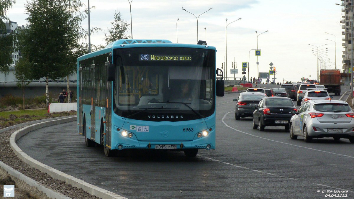 Санкт-Петербург. Volgabus-5270.G4 (LNG) р015ср