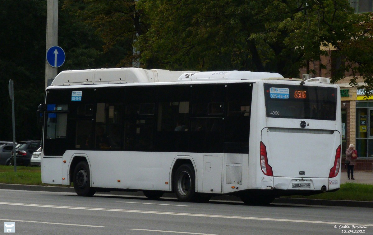 Автобус 650 маршрут. Lotos 105 2022. Автобус Лотос 105 Санкт Петербург. Лотос 105 Новокузнецк ПИТЕРАВТО. Lotos 105c02.