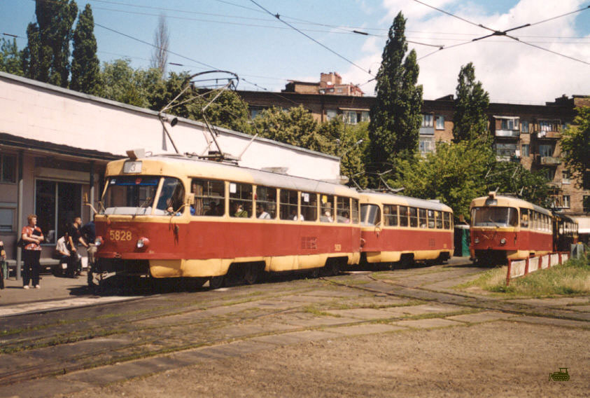 Киев. Tatra T3SU №6030, Tatra T3SU №5828, Tatra T3SU №5829