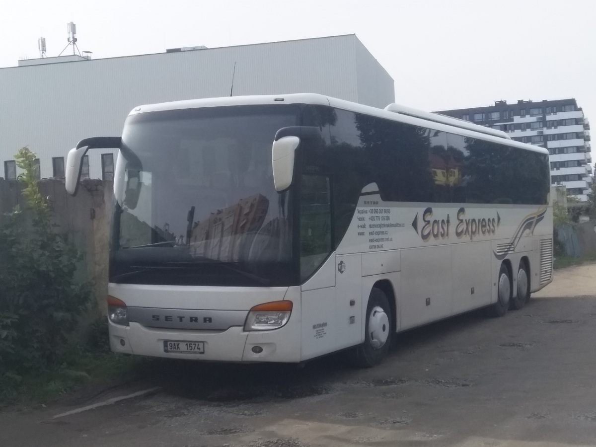 Setra s 416