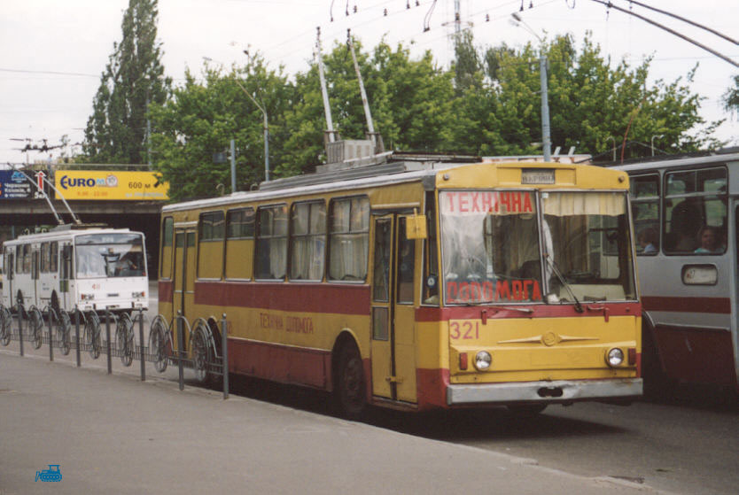 Киев. Škoda 14Tr04 №321, Škoda 14Tr17/6M №411